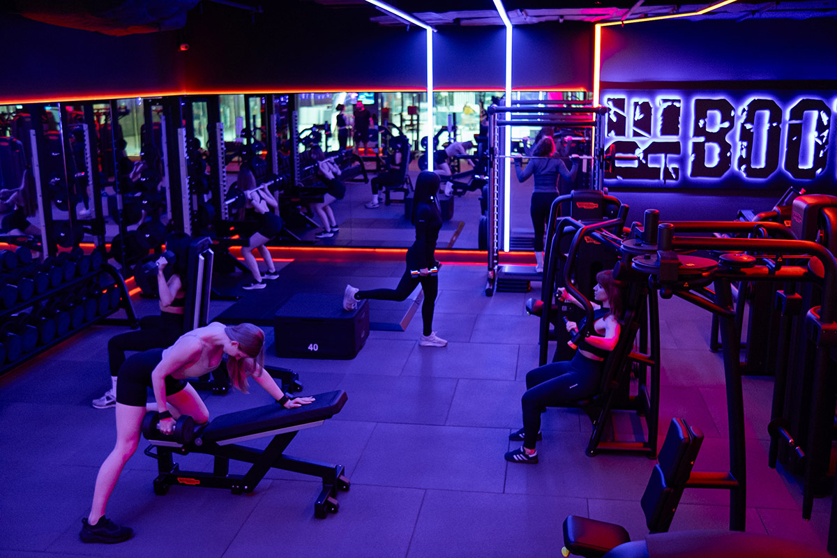 тренировки в тренажерном зале
