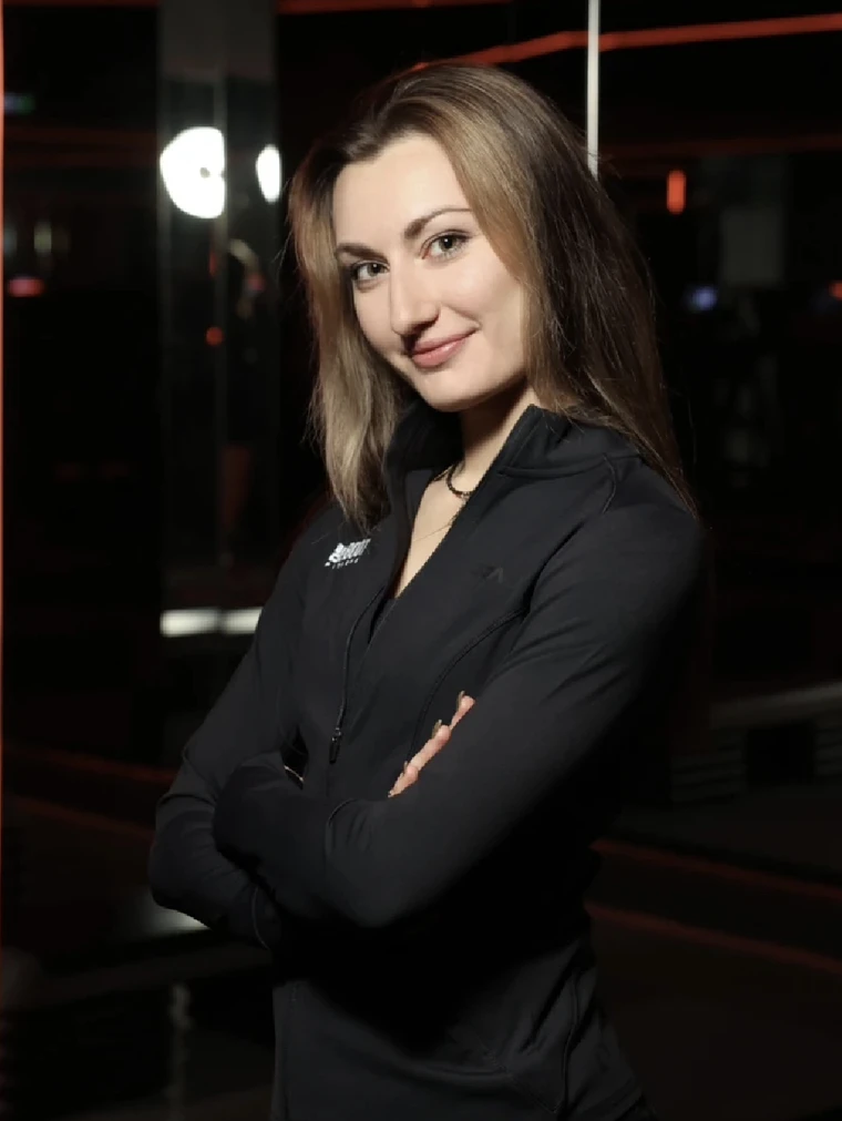 Виктория С: Слабость- это временно. Сила- навсегда. Оправдания не тренируются.